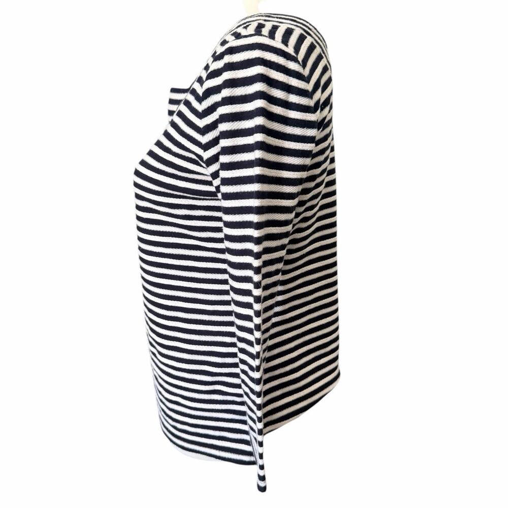 Talbots Women's 3/4 Sleeve top Blue and White XS - Picture 2 of 4